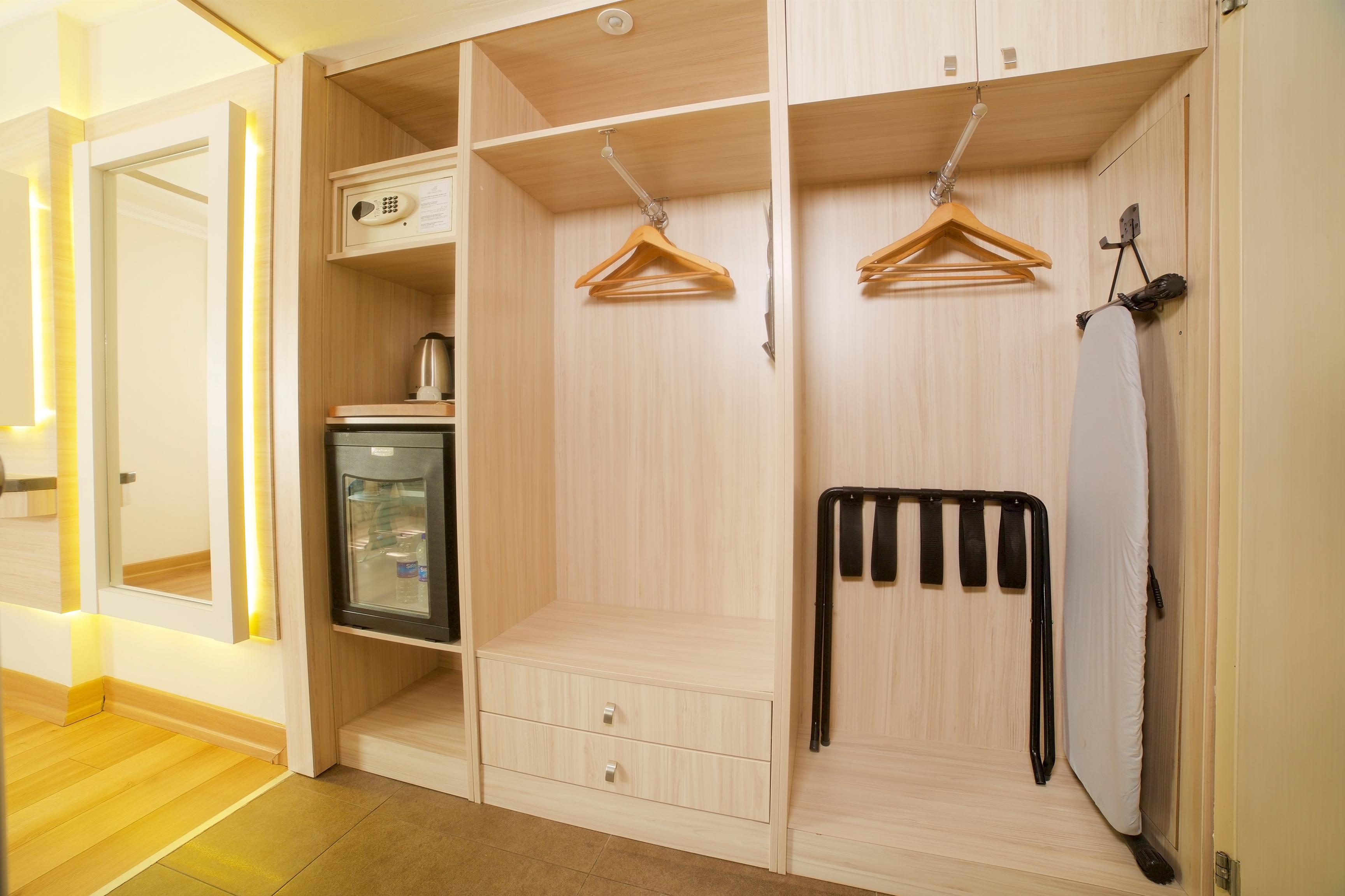 Hotel Bulvar Palas Istanbul Bagian luar foto