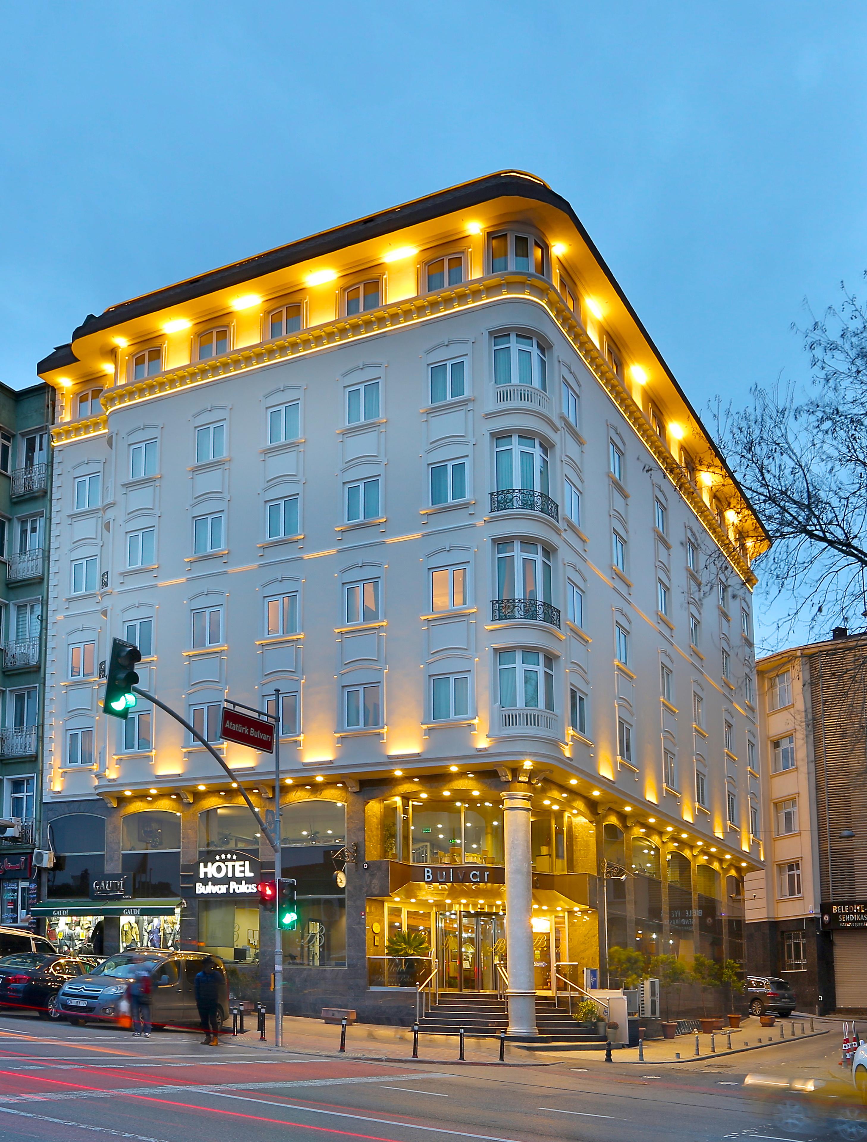 Hotel Bulvar Palas Istanbul Bagian luar foto