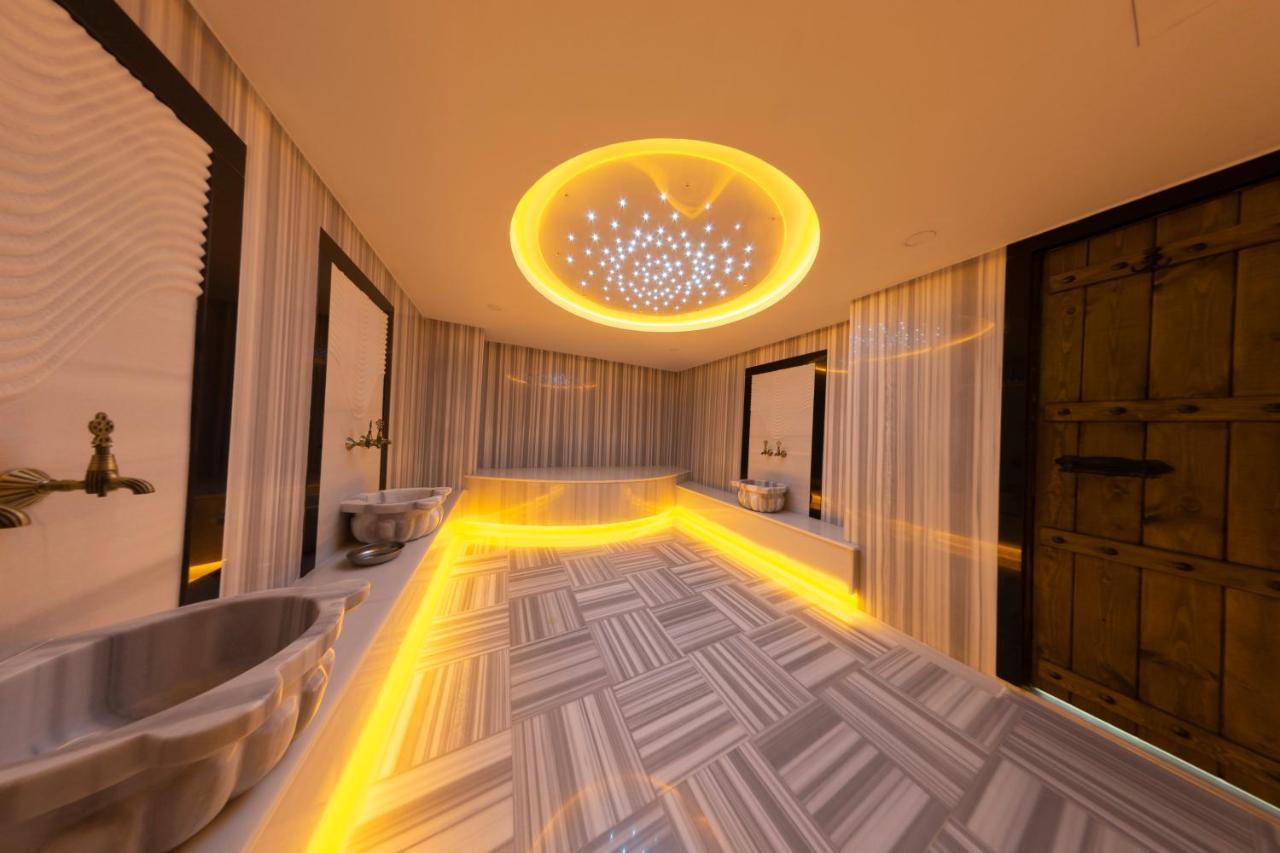 Hotel Bulvar Palas Istanbul Bagian luar foto