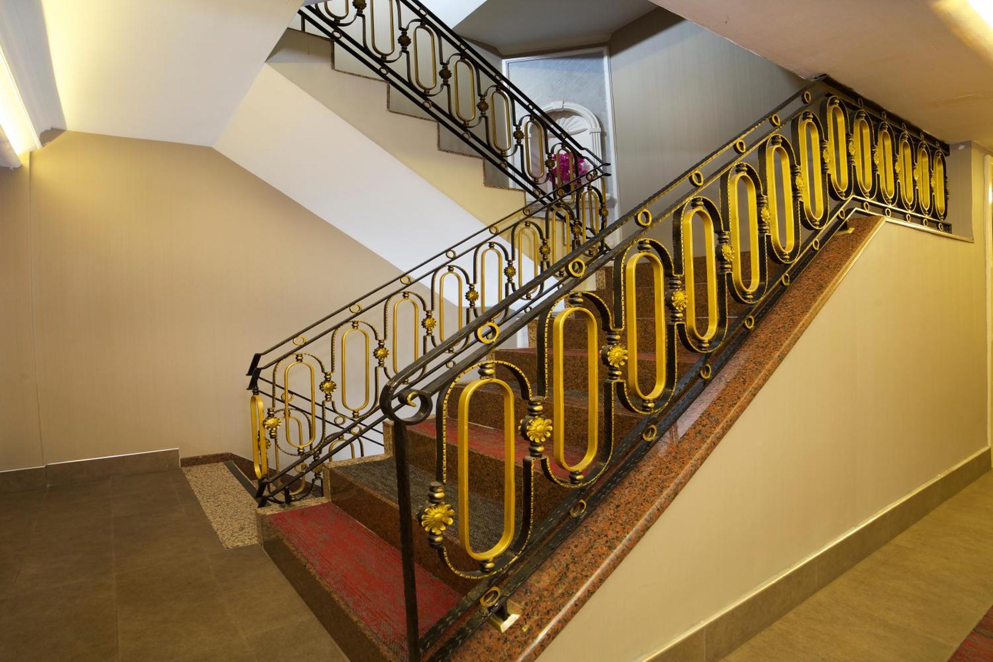 Hotel Bulvar Palas Istanbul Bagian luar foto